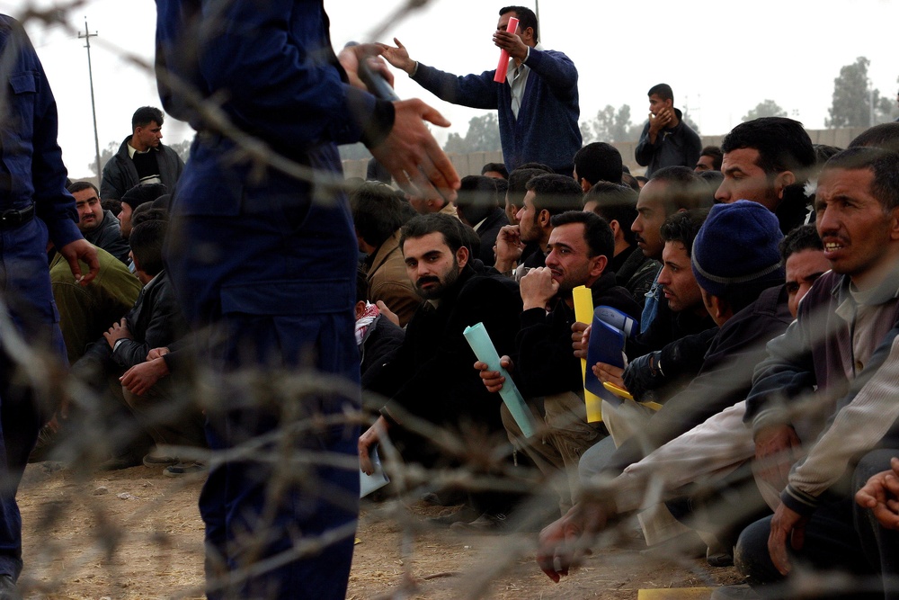 First day of recruitment draws over 4,000 IP hopefuls to Kirkuk Police Acad