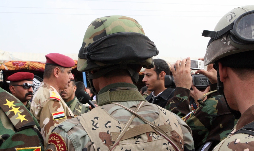 Leaders aim to 'put law back in Iraq'