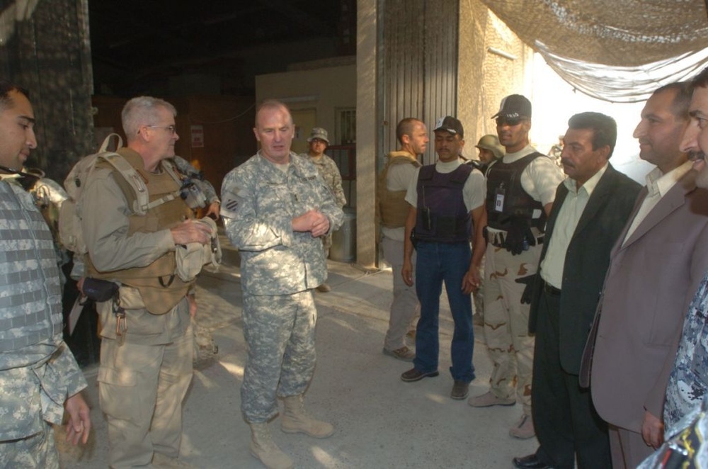 Host of 'War Stories' visits Four Corners