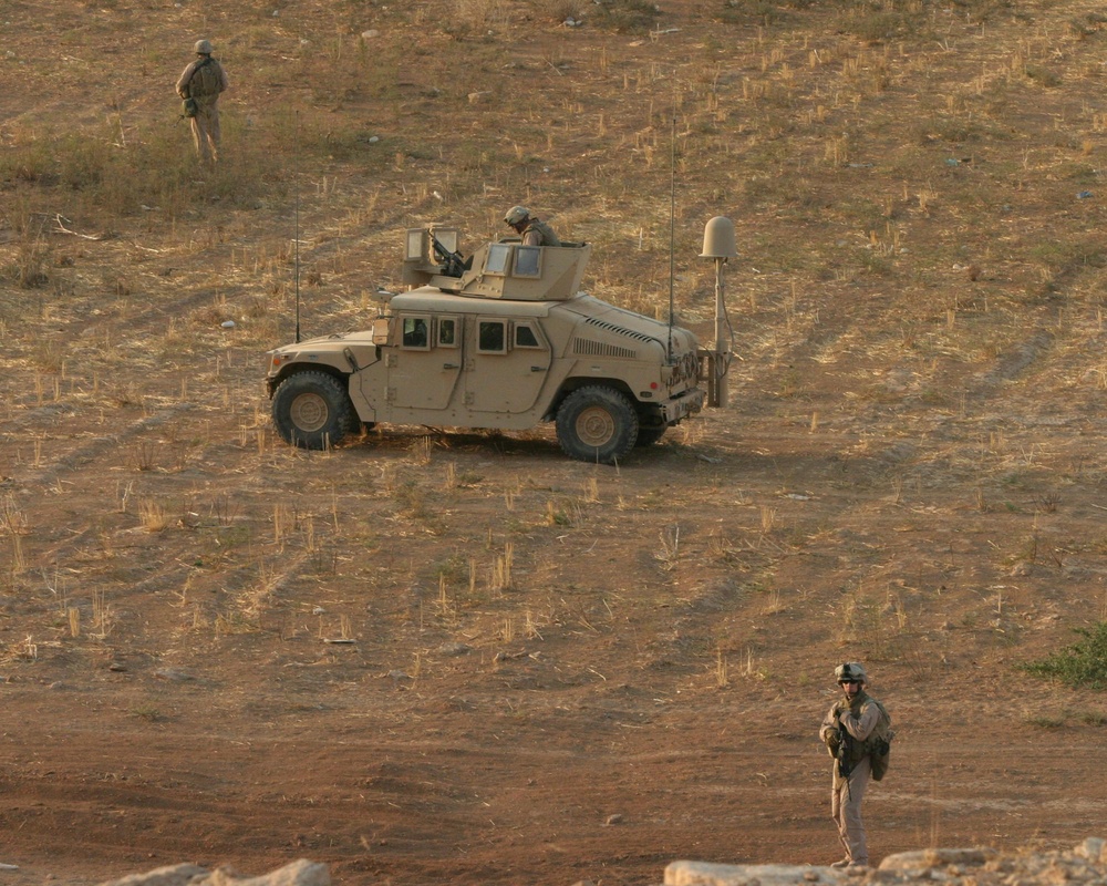 Marine Wing Support Battalion -372 Conducts a Dismounted Patrol