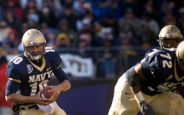 Navy Claims Sixth Straight Football Victory Over Army