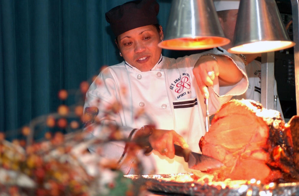 Thanksgiving dinner held aboard USS Ronald Reagan