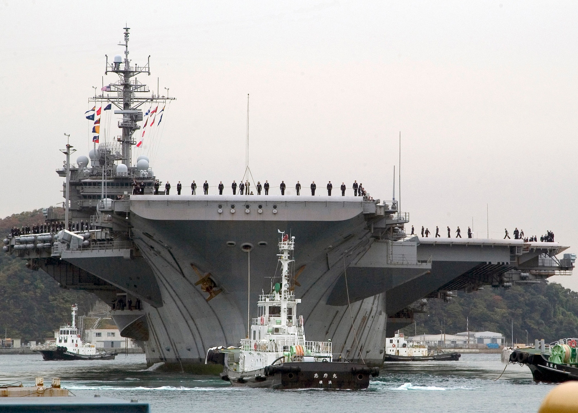DVIDS - Images - USS Kitty Hawk arrives in port [Image 1 of 2]