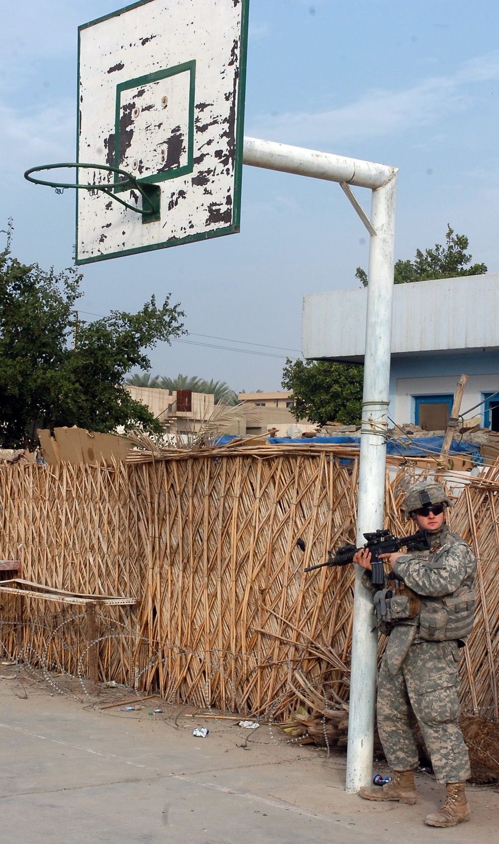 Iraqi National Police, troops patrol Kahdra