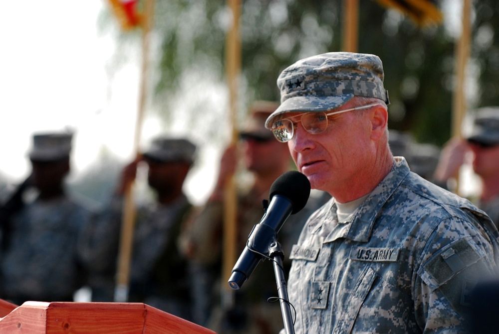 1st Cav. Div. transfers authority of MND-B to 4th Inf. Div.