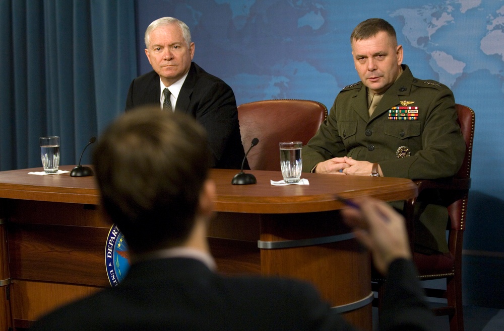 No Furloughs for Christmas, Gates Says