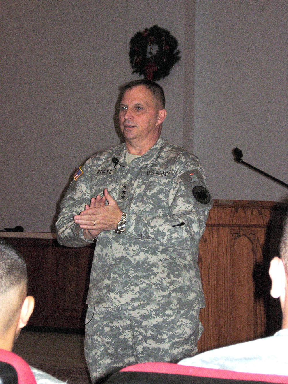 Army Reserve Leadership Brings Holiday Message to Kuwait