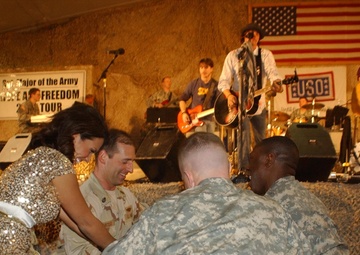Sergeant Major of the Army's 'Hope and Freedom' 2007 t
