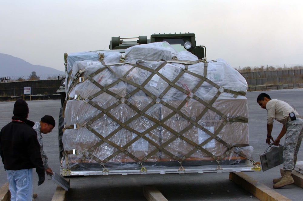 Christmas Brings Tons of Mail to TF Bayonet