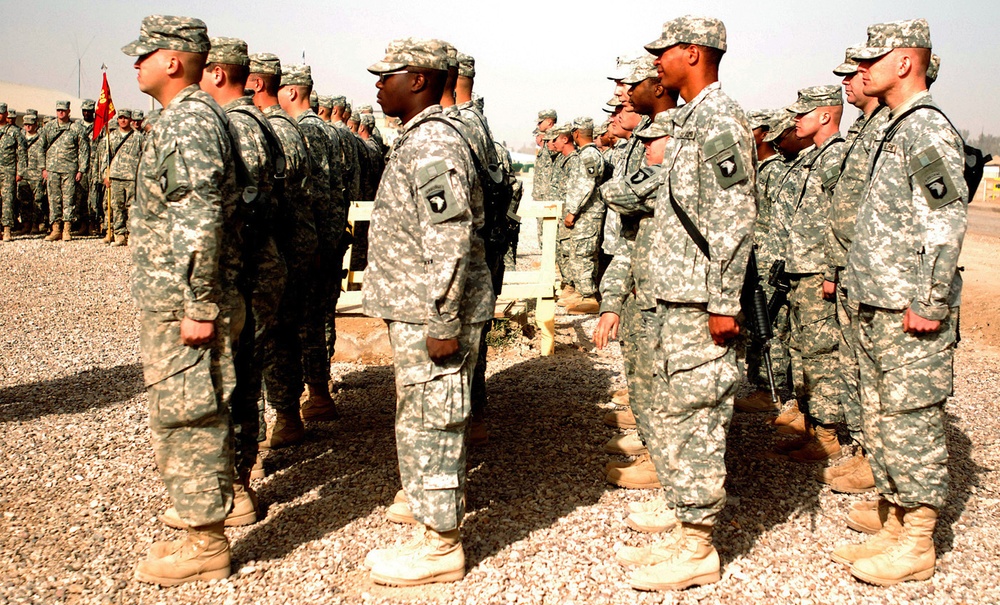 Soldiers receive combat patches