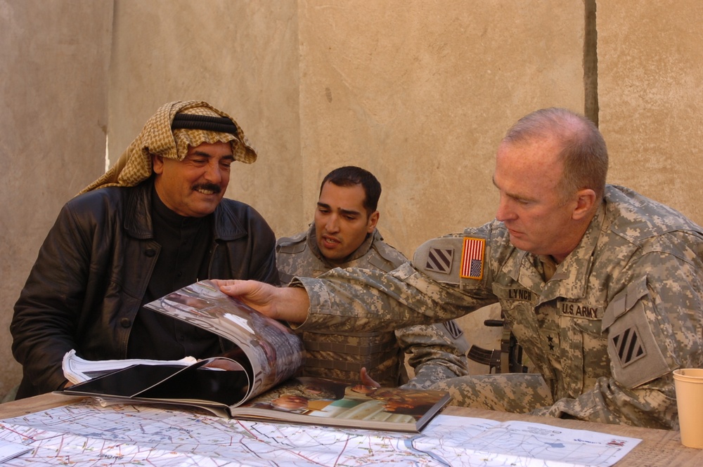 CG visits troops, sheik at PB Warrior's Keep