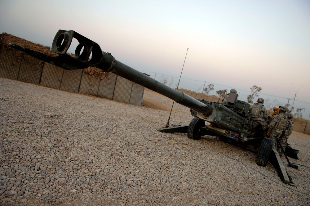 Warrior Strykers Start Rolling in Iraq