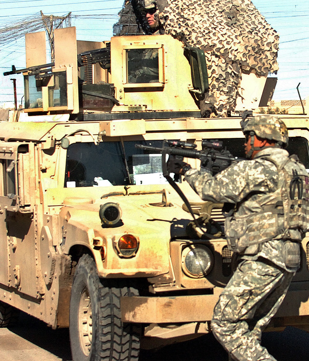 CF Detain High Value Target While Underfire in Mosul