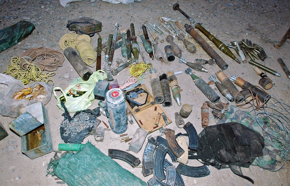 Local tip leads Iraqi SWAT to weapons cache