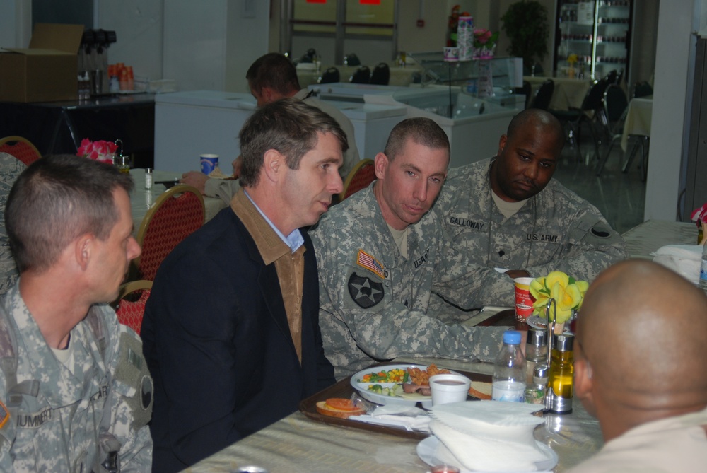 Representative Peter F. Welch visits Baghdad