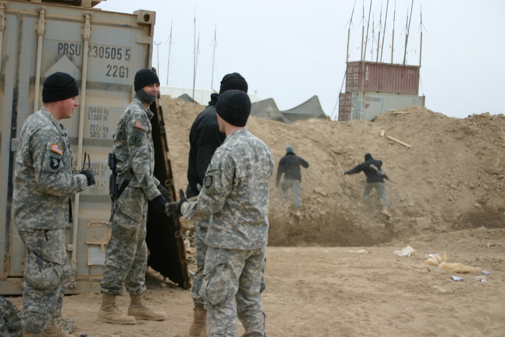 2nd Platoon, 224 Engineers, Oregon Army National Guard Help to Rebuild Iraq