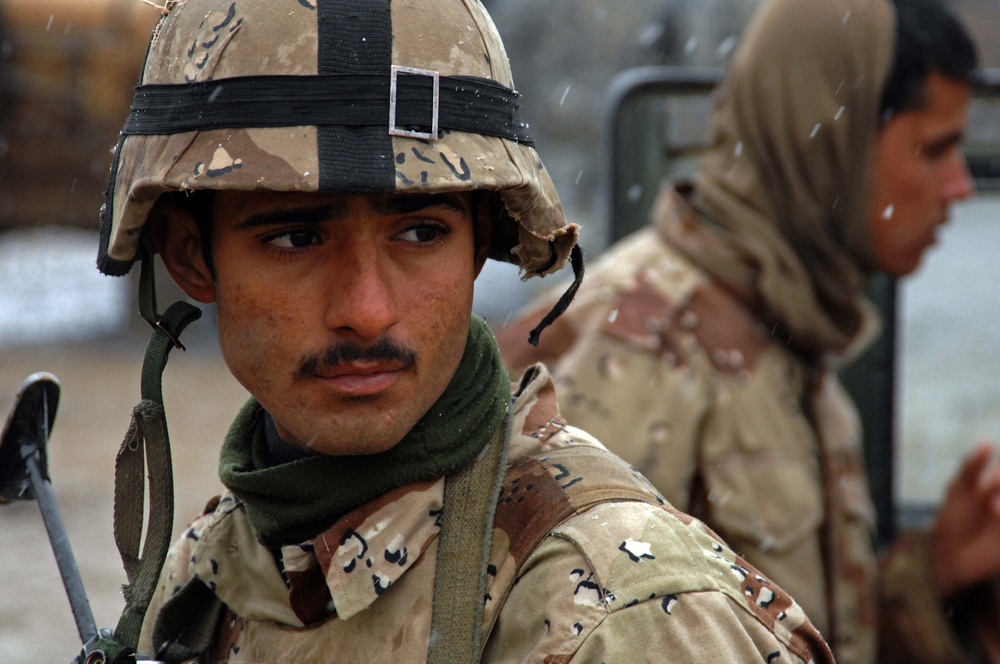 Iraqis Stand Up Security Forces in the Northern DRV During Operation Raider