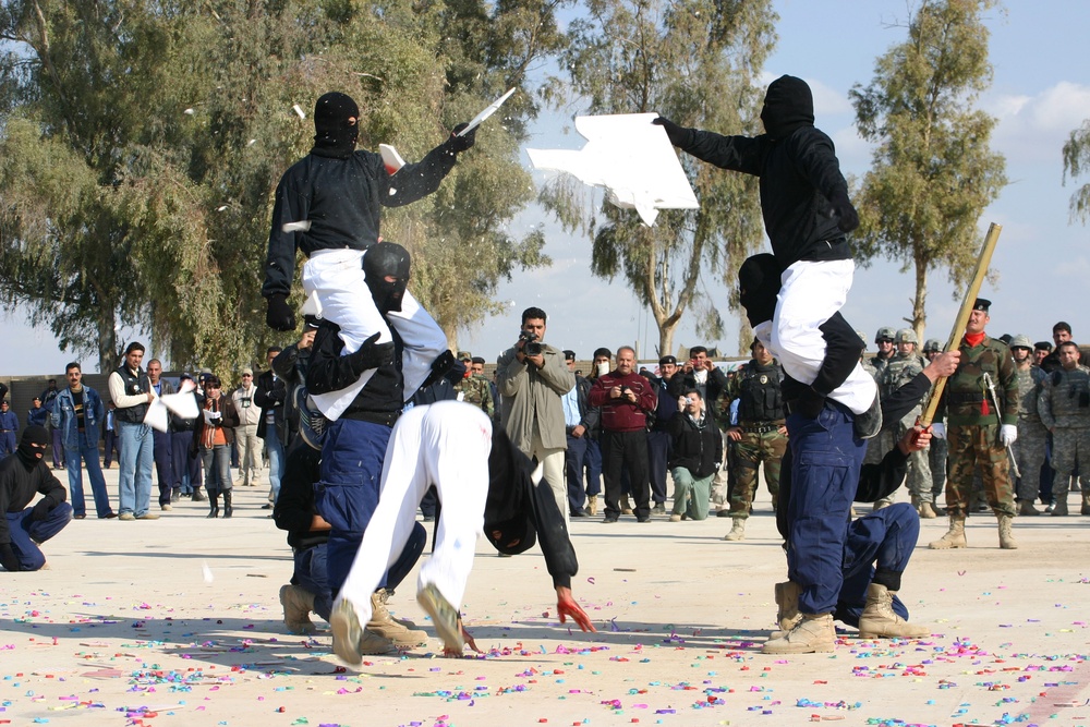 Kirkuk Police Academy Hosts Graduation, Emergency Services Recognition Day