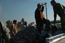 Face of Defense: Soldiers' Quick Actions Save Iraqi Life