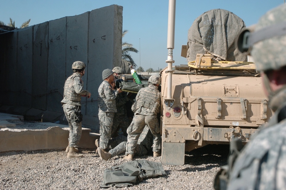 Face of Defense: Soldiers' Quick Actions Save Iraqi Life