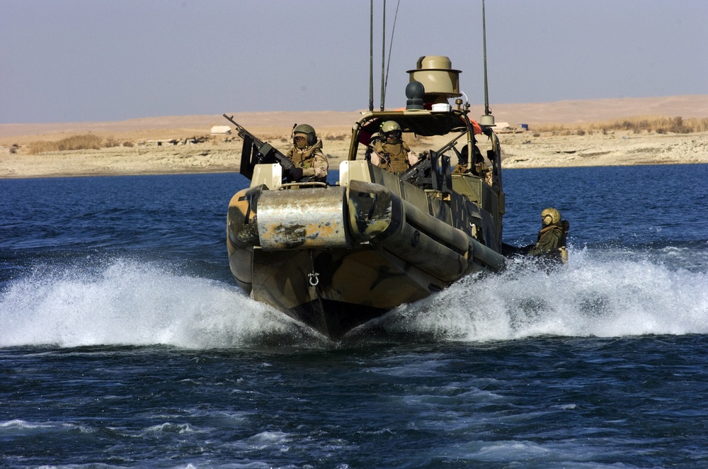 RIVRON-2 Patrols Haditha Dam