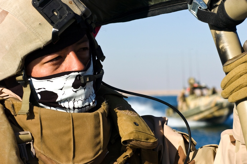 RIVRON-2 Patrols Haditha Dam