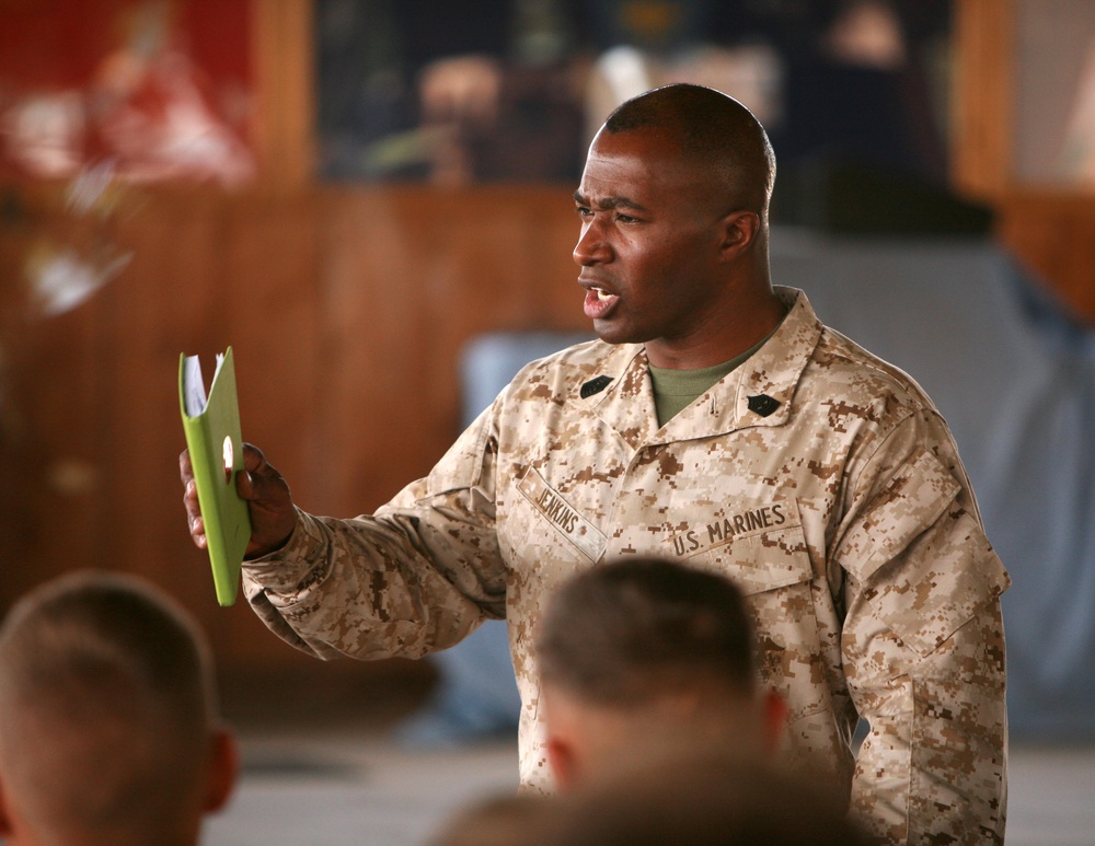 Group CO, Sergeant Major Visit 3rd LAAD Marines