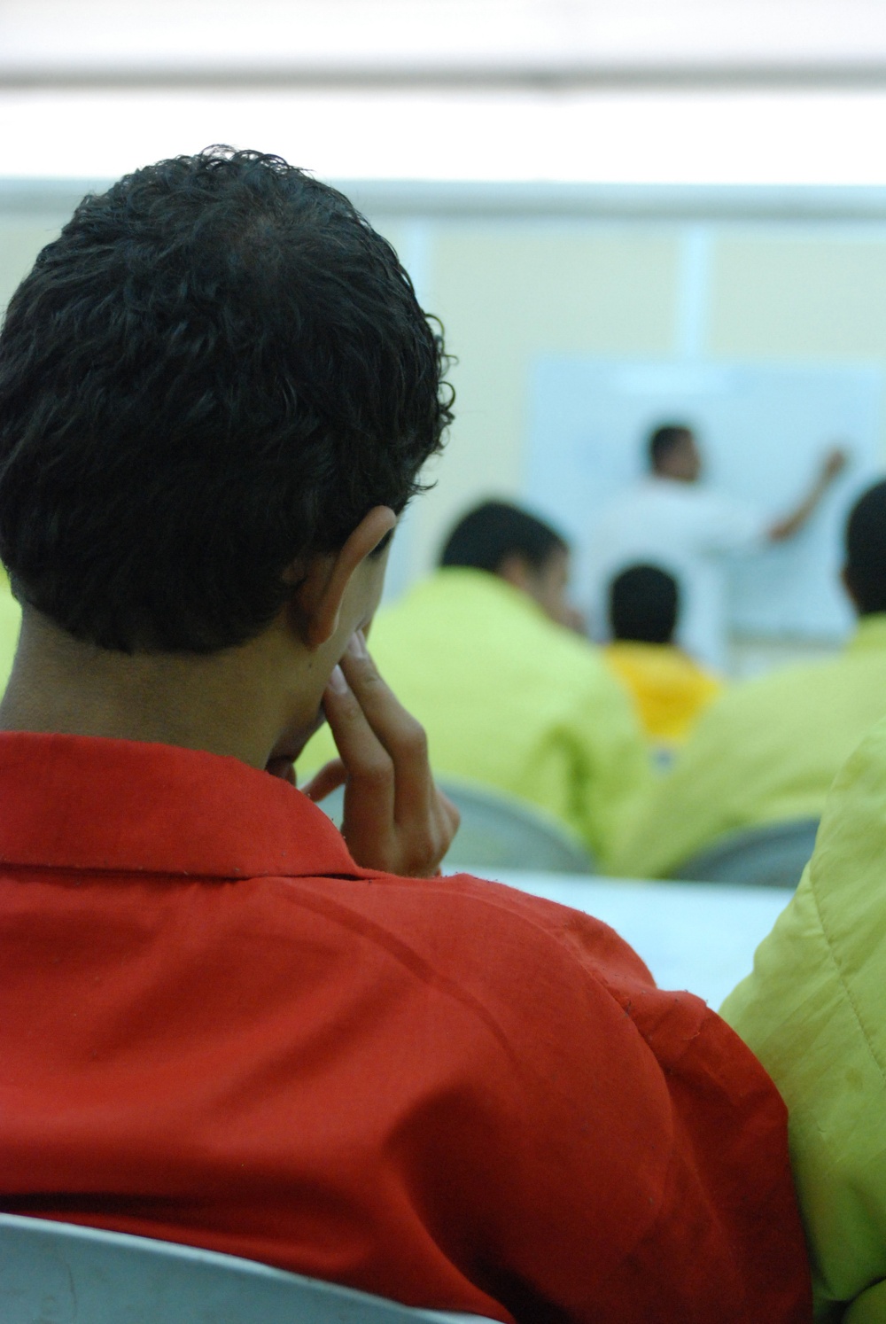 Iraqi juvenile detainees provided educational opportunities