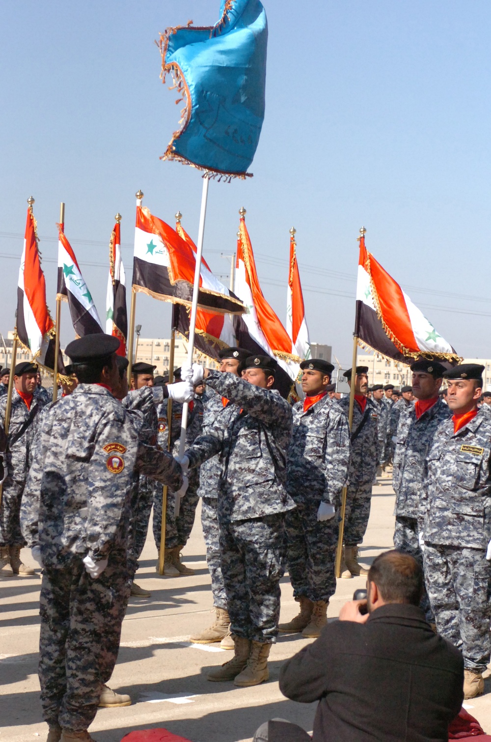 Iraqi National Police graduate more than 1800 recruits