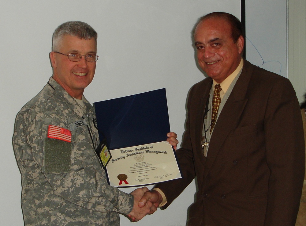 Senior Iraqi Ministry of Defense officials graduate course