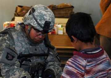Medical Operation Helps Iraqi School Children, Families