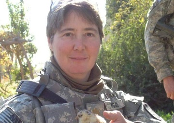 Poultry drives hope: South of Baghdad, Coalition Forces work with poultry g