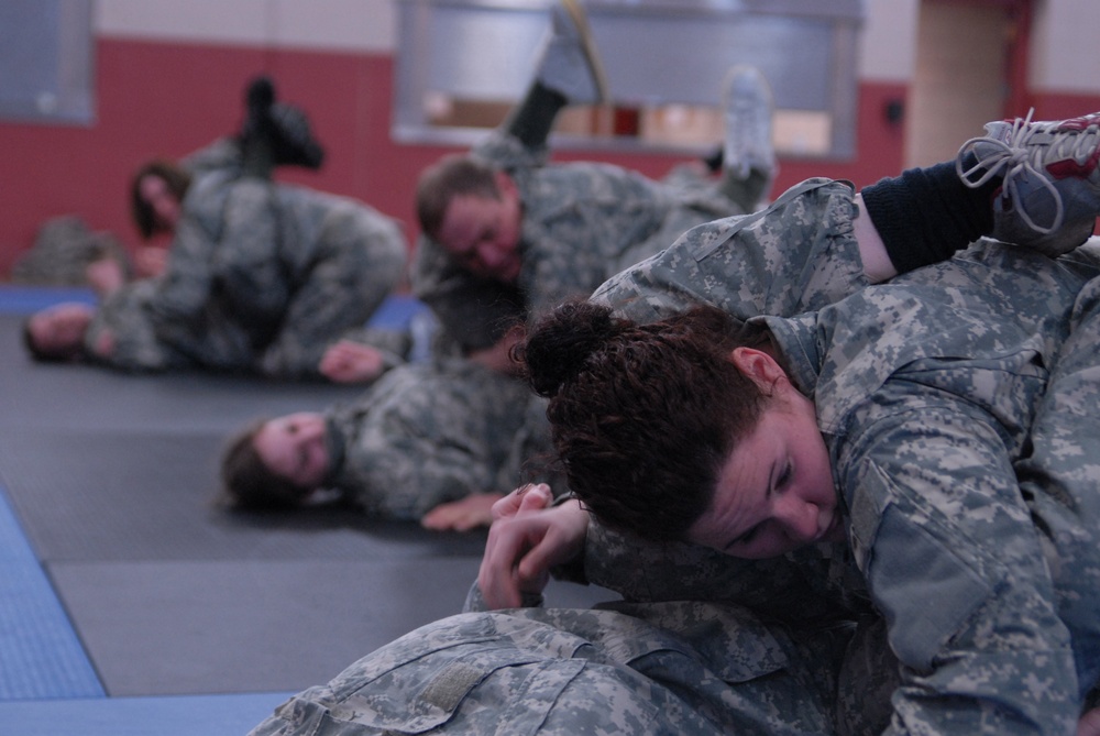 Soldiers Catch Cool Combatives Training