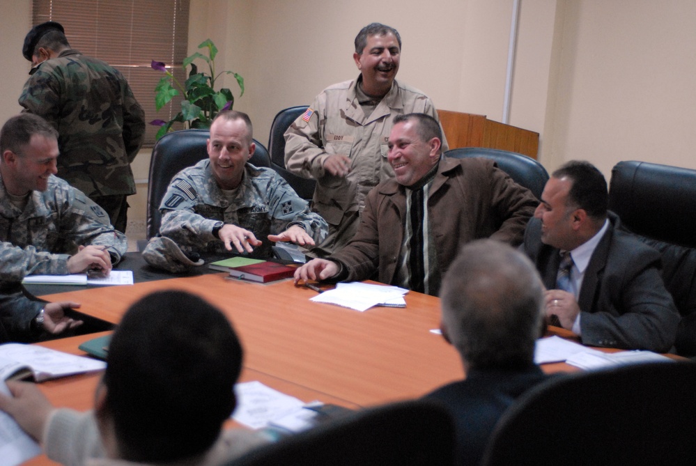 Adhamiya District Council, 3rd BCT, 4th Inf. Div. leaders meet, discuss ongoing projects