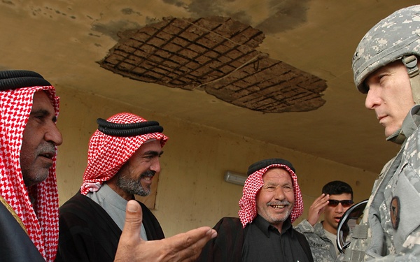Ray Odierno in Owesat, Iraq