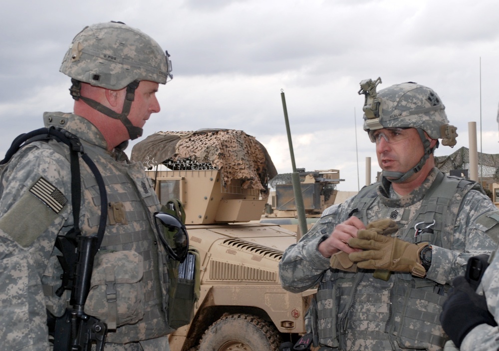 MNC-I leaders visit 3rd BCT Soldiers at JSS-Istaqlal