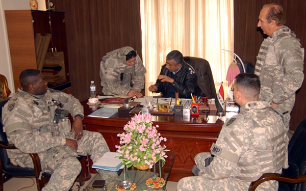 18th MPs work ePTT systems with Baghdad IP Headquarters