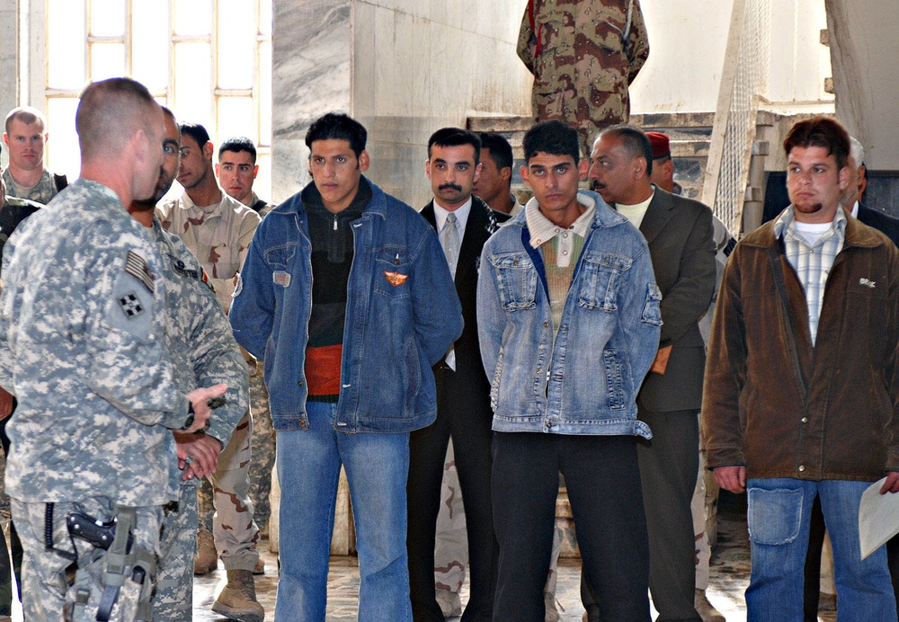 IA Soldiers, CLCs recognized for achievements in securing northern Baghdad neighborhoods