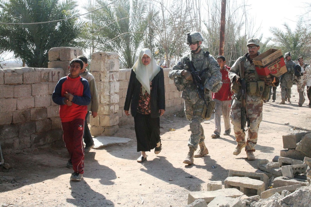 Iraqi Army, Rakkasans organize veterinary visit in Yusufiyah