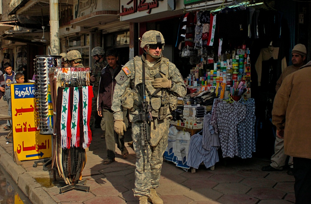 3d ACR visits a busy market in Mosul