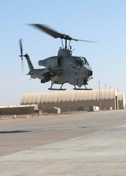 There's No 'I' in HMLA-773