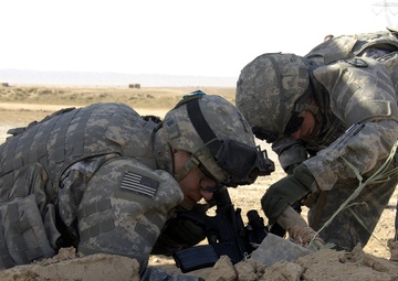 Soldiers Search for Weapons Caches