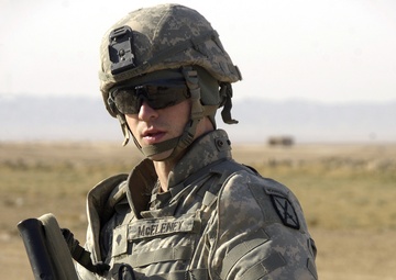 Soldiers Search for Weapons Caches