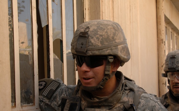 Troops on patrol in Hateen