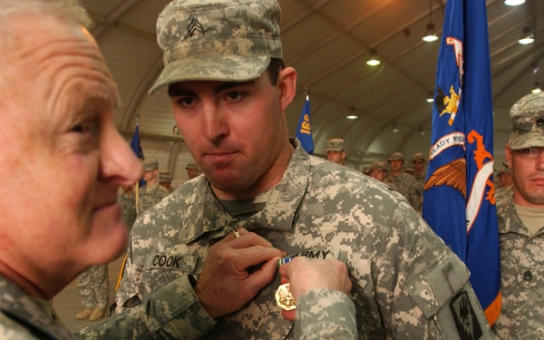 Lt. Gen. Clyde A. Vaughn Visits Army National Guard Soldiers in Kuwait