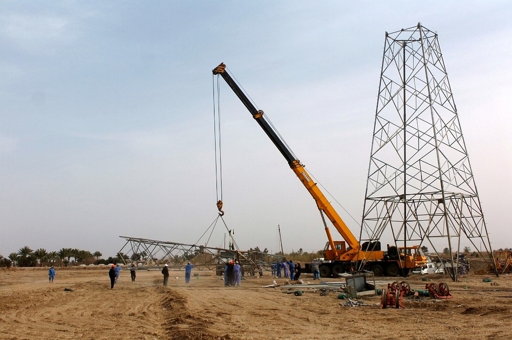 MoE reconstructs high-tension power line towers in Sayafiyah