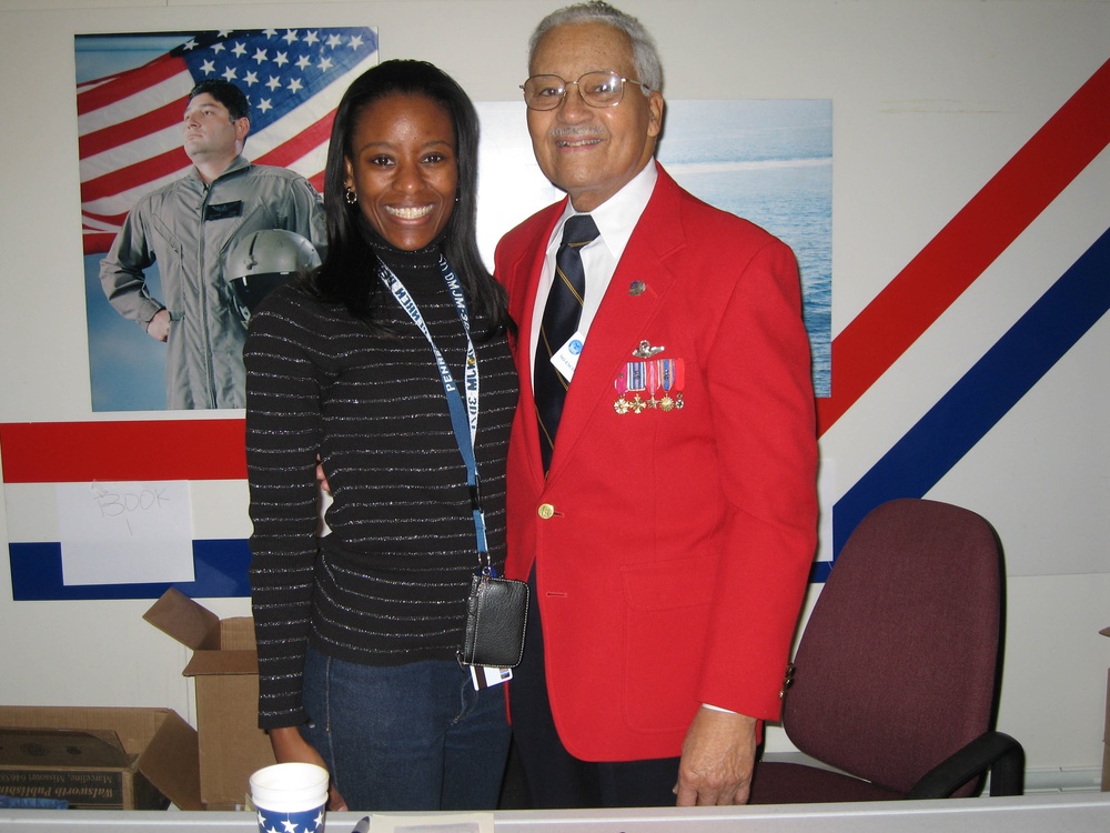 Tuskegee Airmen Authors Sign Books