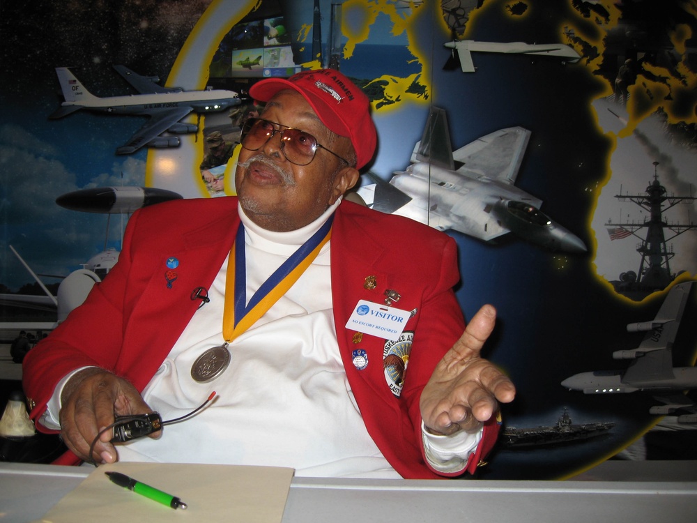 Tuskegee Airmen Authors Sign Books