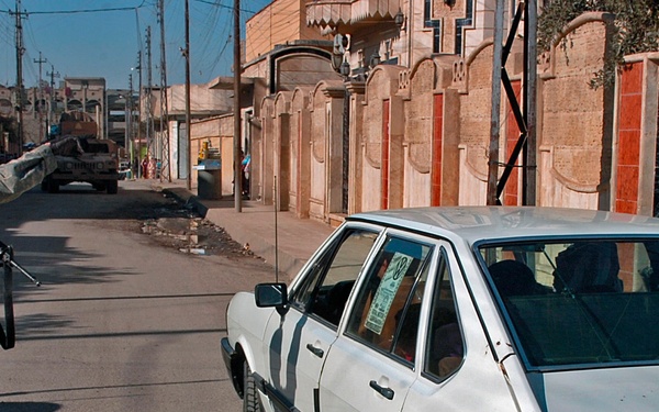 Heavy Mosul foot patrol, 3-3 ACR