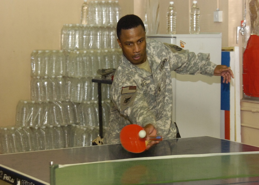 Soldier paddles for relaxation